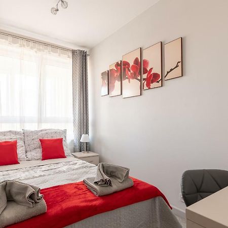 Apartament Metropolia Typu Deluxe, Free Wifi, Fv Varsavia Esterno foto